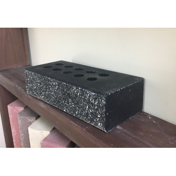 Цегла облицювальна пустотіла ECOBRICK з фаскою мармурова чорна